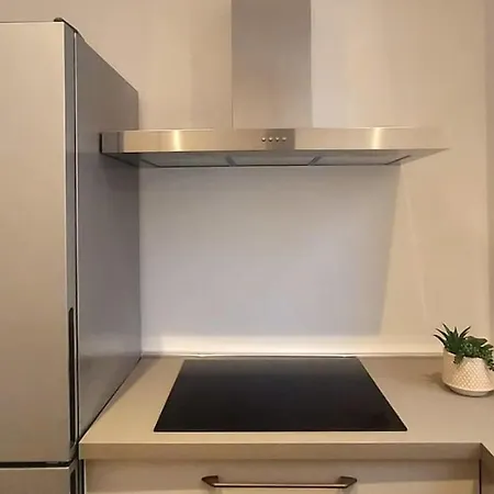 Elegant Terrance In St Peter Apartment